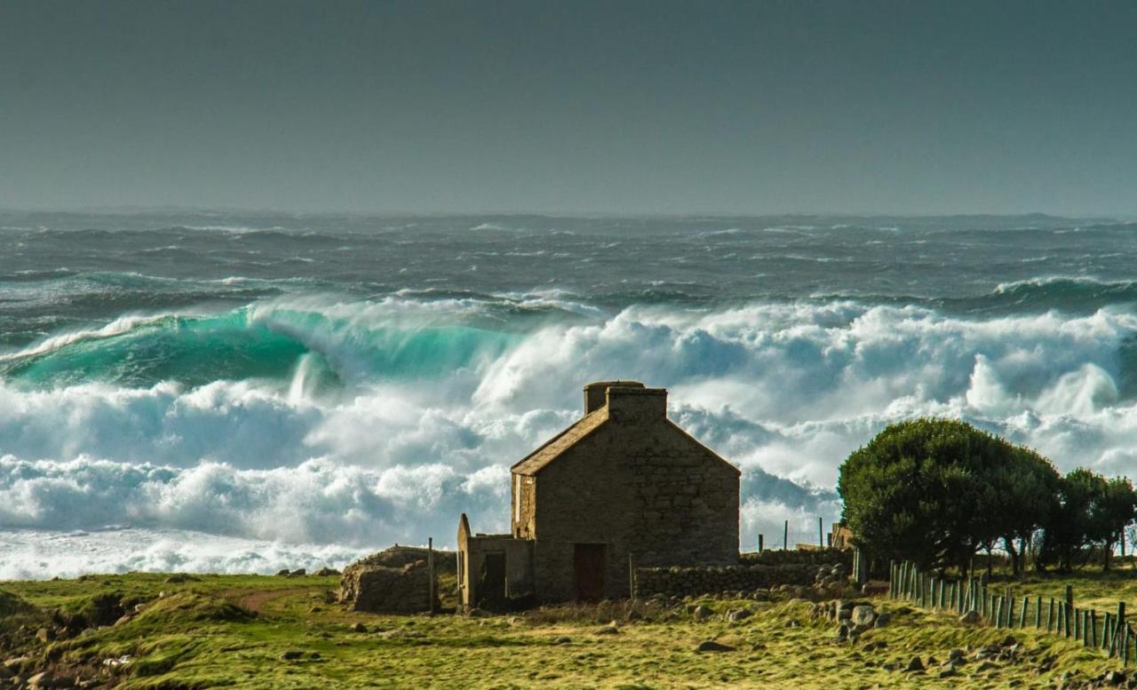Ostan Oilean Thorai Tory Island Hotel West Town  外观 照片